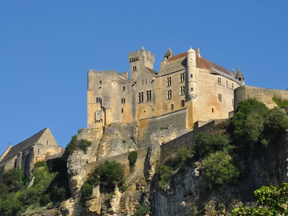 Château de Beynac rising from its limestone cliff above the Dordogne River, Périgord